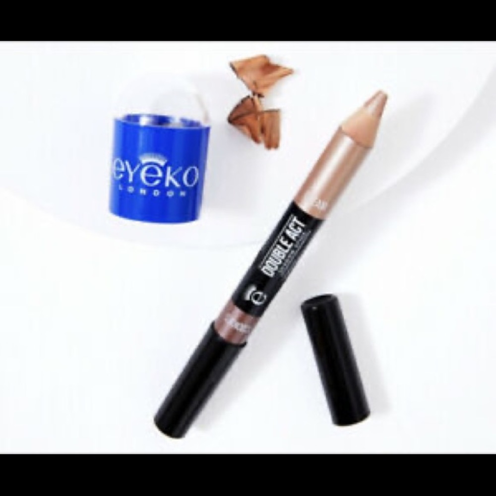 NEW Eyeko shadow stick and sharpener set in cookies and cream.